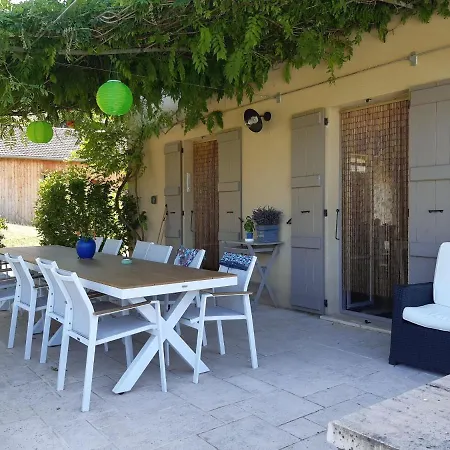 Sunflower Valley Villa, Leobard